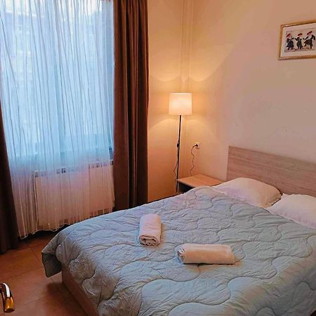 Republic Square Apartment Ереван Экстерьер фото