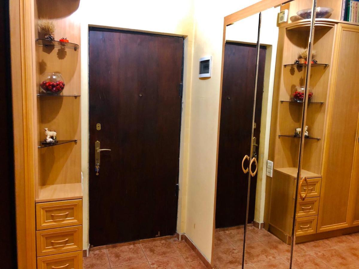 Republic Square Apartment Ереван Экстерьер фото