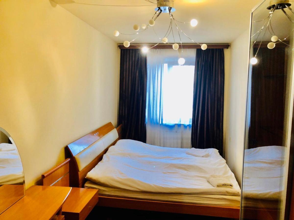 Republic Square Apartment Ереван Экстерьер фото
